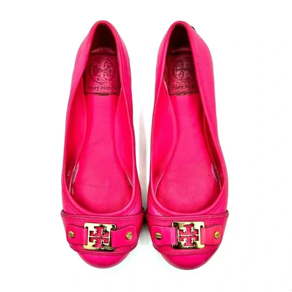 TORY BURCH PINK LEATHER LOAFER BALLERINA FLATS GOLD ORNEMENTS SIZE 6 - Picture 1 of 17